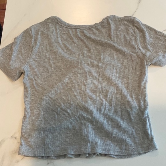 Cider gray crop top, small - Picture 3 of 3